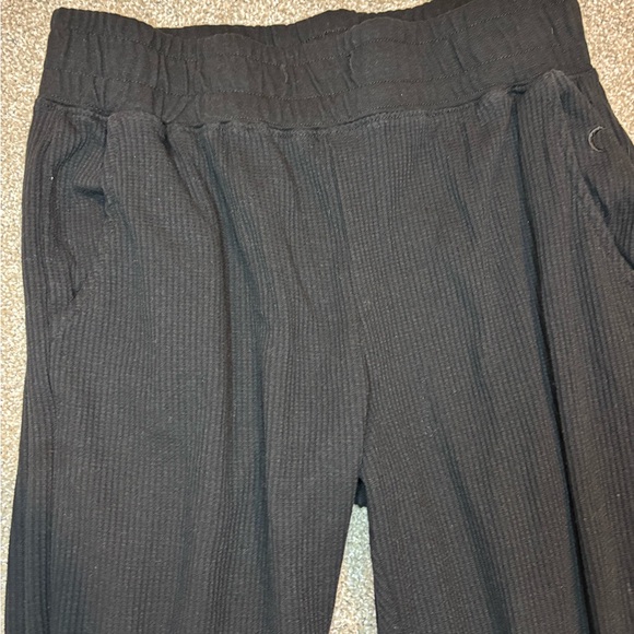 Zyia waffle Joggers - Picture 5 of 6